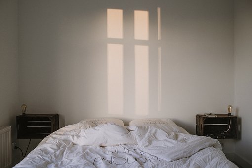 寝室のレイアウト② ６畳のベッド配置 | KAGU.net